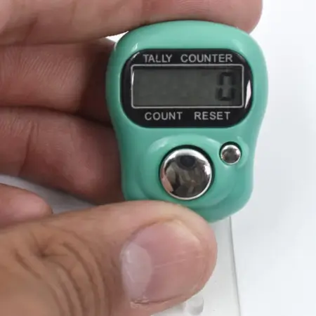 Manual Hand Finger Counting Machine Digital Head Electronic Tally Counter (RANDOM Color ) ( multicolor, FREE )
